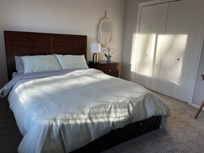 3 soverom, safe på rommet, skrivebord og wi-fi