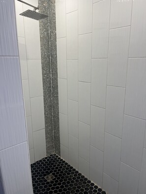 Håndklæder, Sæbe, Shampoo, Toiletpapir