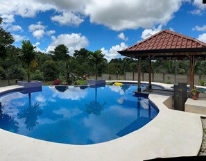 Piscina externa