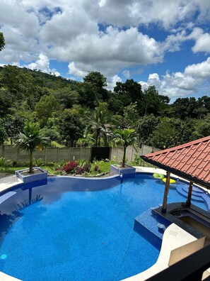 Outdoor pool - Rancho Hope- Entire home in Parrita, Costa Rica (Parrita)