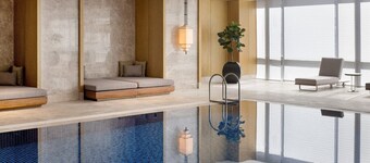 New World Langfang Hotel 