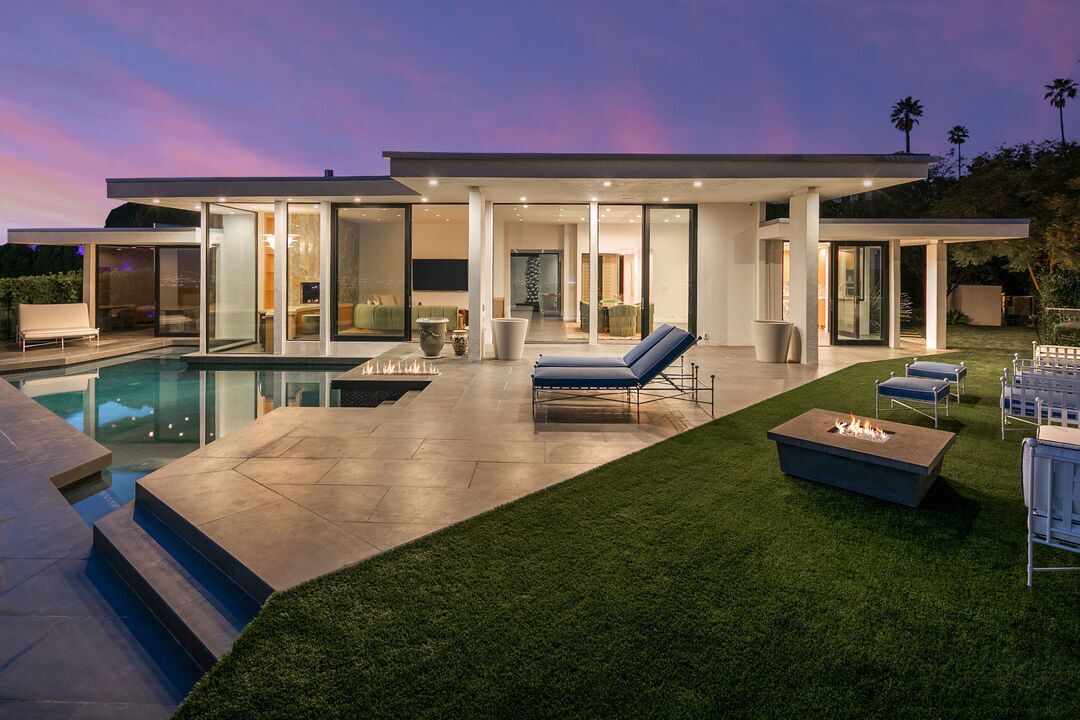 Elvis House! 4bdr - View/Pool!!