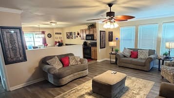 Smart TV, video games, ping pong, video library