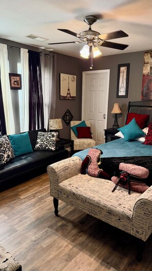 Smart TV, video games, ping pong, video library