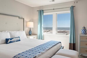 2 bedrooms, iron/ironing board, WiFi