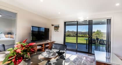Clarries's Green Farm Stay - The Dairy