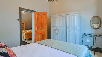2 chambres, Wi-Fi gratuit, draps fournis