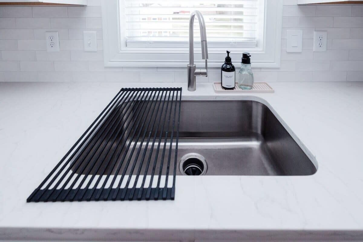 Frigorífic, microones, forn i placa de cuina 