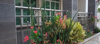 Labev Hotel