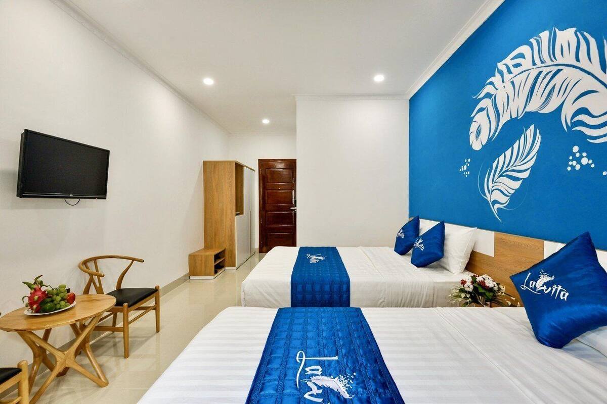 Phòng 4 Deluxe | Bàn, phòng cách âm, bàn ủi/dụng cụ ủi quần áo 