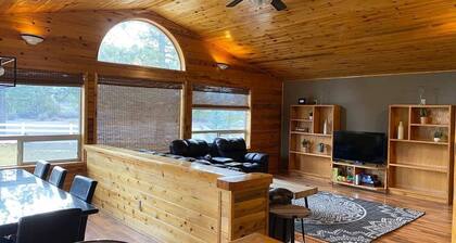 Beautiful Mt.Shasta View Home on large Acreage