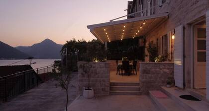 Luxury Pool Villa Feliz, Kotor, Montenegro