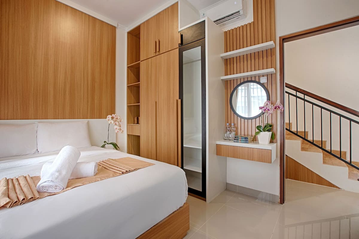 Three-Bedroom Private Pool Suite | 2 bedrooms, free WiFi, bed sheets