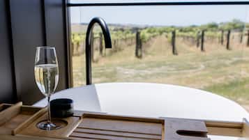 Rum (Vineyard) | StrykjÀrn/strykbrÀda, gratis wi-fi och sÀngklÀder