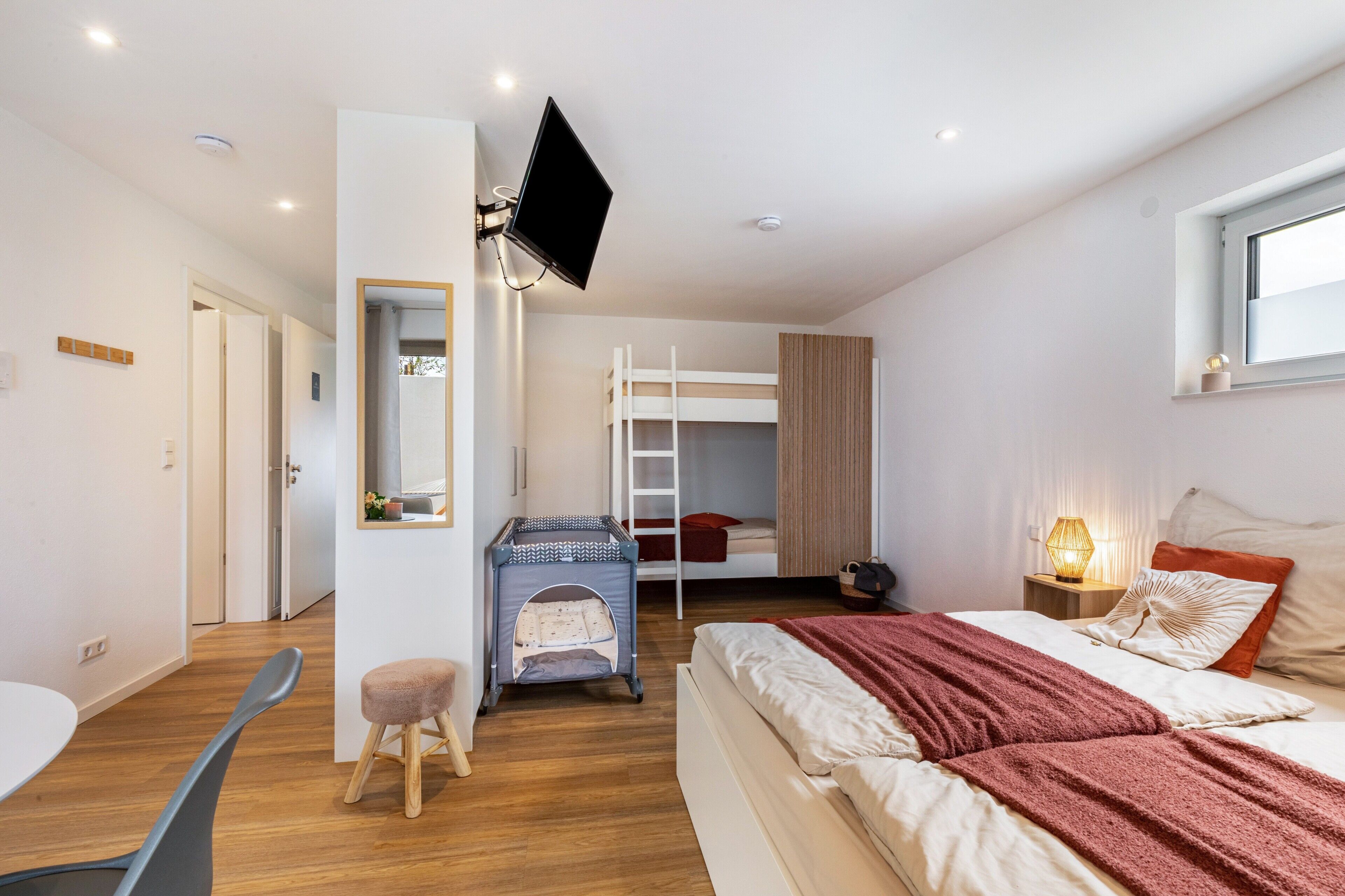 1 bedroom, free WiFi, bed sheets