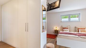 1 bedroom, free WiFi, bed sheets
