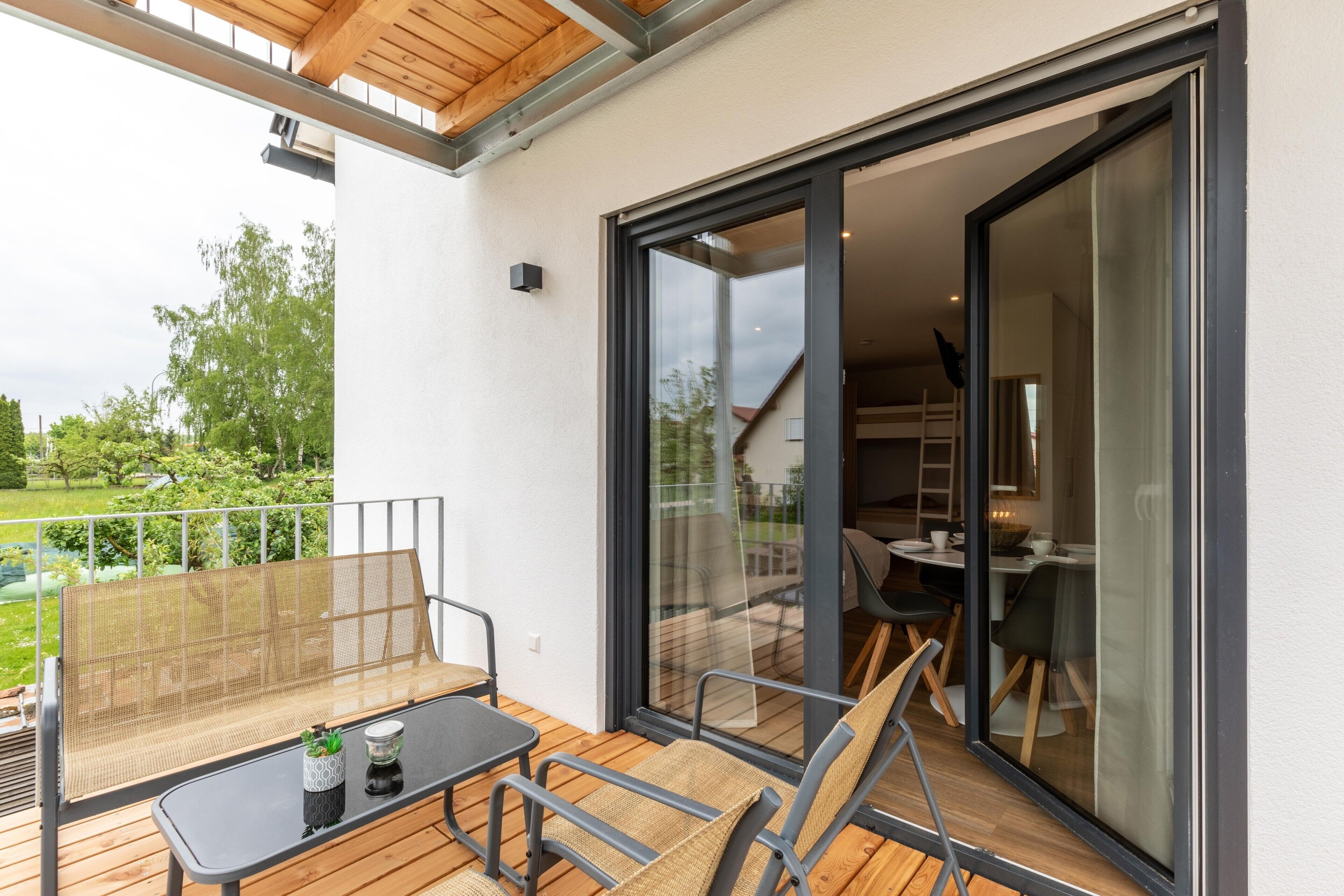 屋外ダイニングエリア