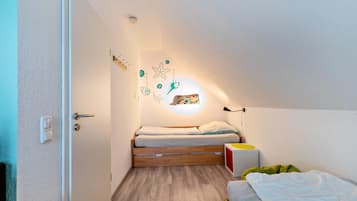 2 chambres, fer et planche Ă  repasser, Wi-Fi gratuit, draps fournis