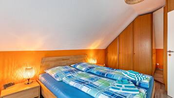 2 sovrum, strykjärn/strykbräda, gratis wi-fi och sängkläder