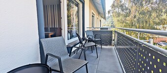 Apartment 'Koblenz City Wohnung Rechts' with Balcony and Wi-Fi