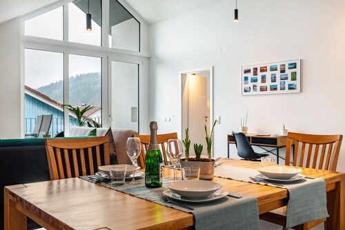 Ferienwohnung 'Sonne und Mehr' mit Seeblick, privater Terrasse und WLAN