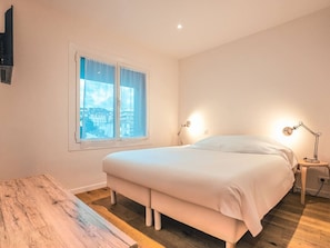 2 Schlafzimmer, Bügeleisen/Bügelbrett, kostenloses WLAN, Bettwäsche