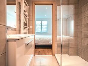 2 soveværelser, strygejern/strygebræt, gratis Wi-Fi, sengetøj