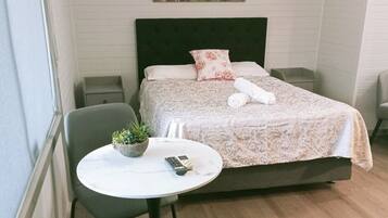 Studio Style Log Flat | Premium bedding, individually decorated, individually furnished