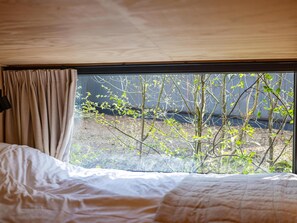 2 bedrooms, internet