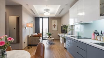 奢華公寓 | 起居區 | 55-吋智慧型電視、有線頻道、Netflix、串流服務