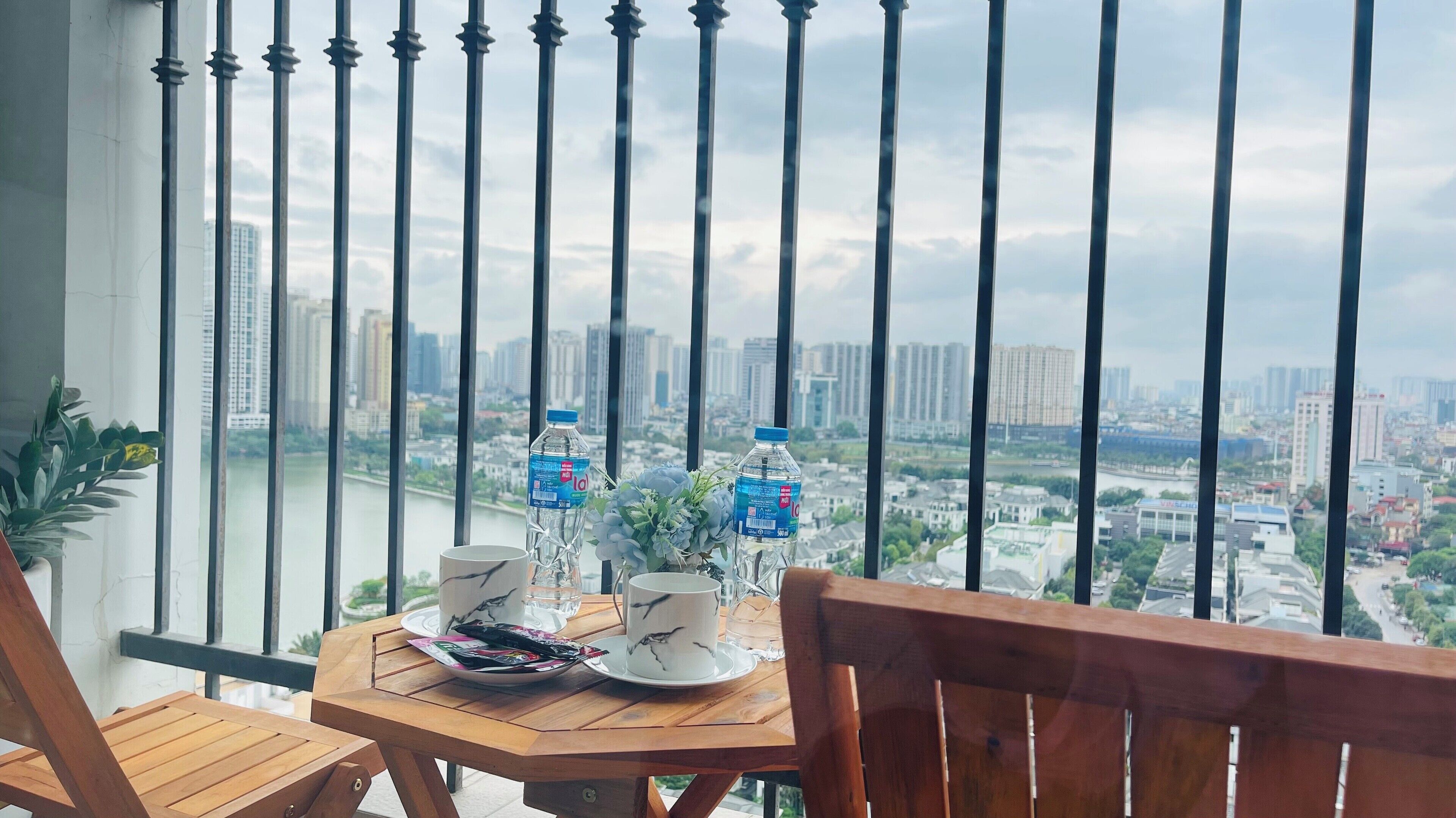 Studio Suite phong cách lãng mạn | Quang cảnh hồ