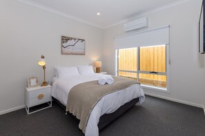 4 soverom, reiseseng for barn, wi-fi og sengetøy