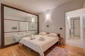 Familienapartment, Mehrere Schlafzimmer (Lenni Apart. Swimming Pool and lake) | 1 Schlafzimmer, WLAN, Bettwäsche