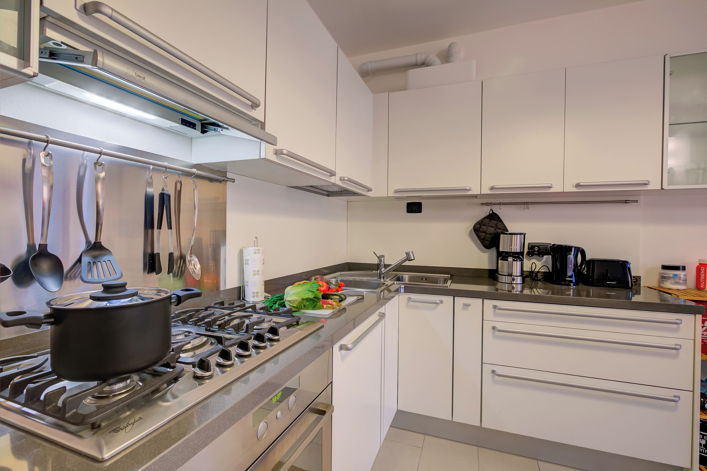 Appartement Familial, plusieurs chambres (Lenni Apart. Swimming Pool and lake) | Cuisine privée