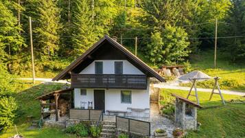 Family House, Multiple Bedrooms (Alpine House Naturalina) | Exterior