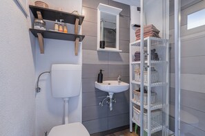Bathroom - Alpine House Naturalina (Tolmin)