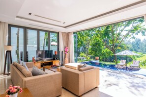 Deluxe Villa | Living area - Ocean villas 2 bedroom in Danang (Da Nang)