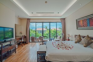 Deluxe Villa | 2 bedrooms, minibar, in-room safe, individually decorated - Ocean villas 2 bedroom in Danang (Da Nang)