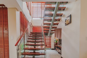 Handrails in stairways