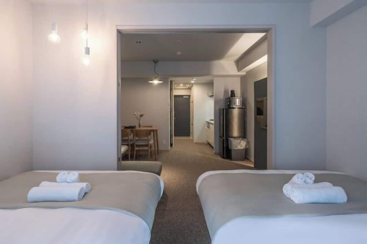 Edredón, wifi gratis y ropa de cama