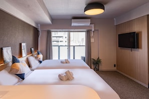 Quadrupla Standard | Copriletto in piuma, Wi-Fi gratuito, lenzuola