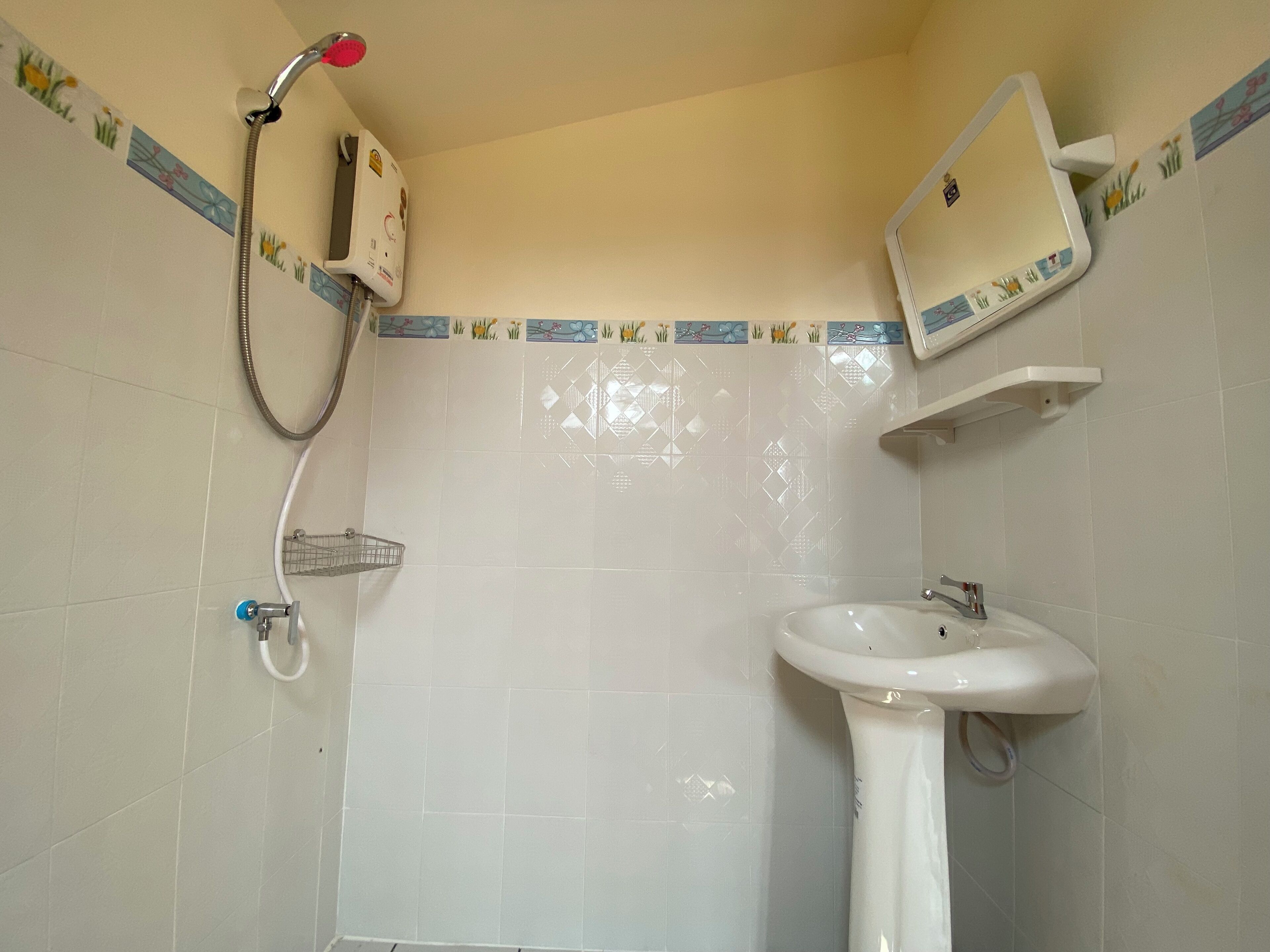 デラックス ヴィラ キングベッド 1 台 ヒルビュー | バスルーム | タオル、石鹸、シャンプー、トイレットペーパー