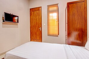 Deluxe Single Room - OYO Life 93497 Griya Kost Rr (Salatiga)