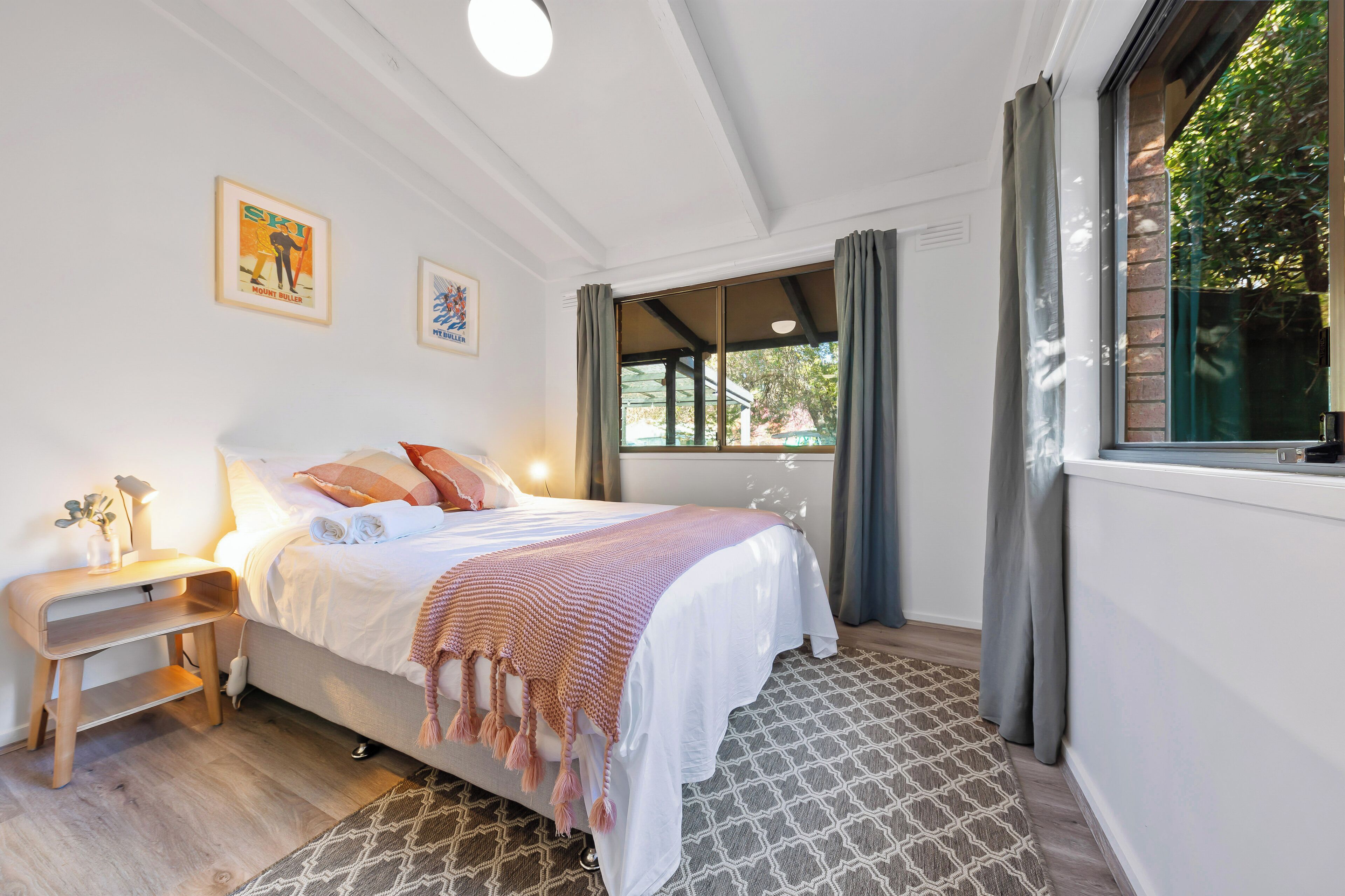 3 dormitorios, tabla de planchar con plancha, wifi gratis y ropa de cama