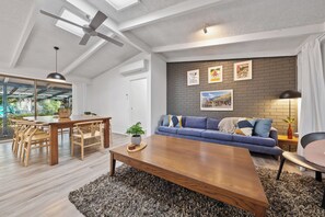 Smart TV, fireplace, video games, stereo