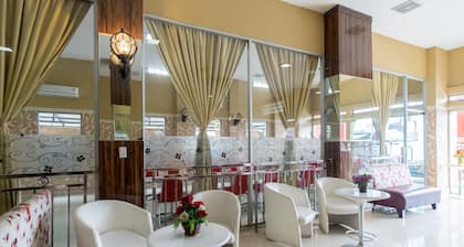 Capital O 615 Residence Puri Hotel Syariah
