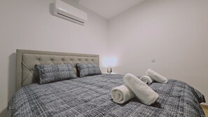 2 Schlafzimmer, Bügeleisen/Bügelbrett, kostenloses WLAN, Bettwäsche