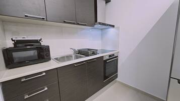 Fridge, microwave, oven, electric kettle