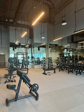 Leilighet, 1 soverom, balkong, byutsikt | Treningsstudio