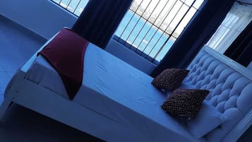Design Apartment | 1 bedroom, individually decorated, individually furnished, free WiFi